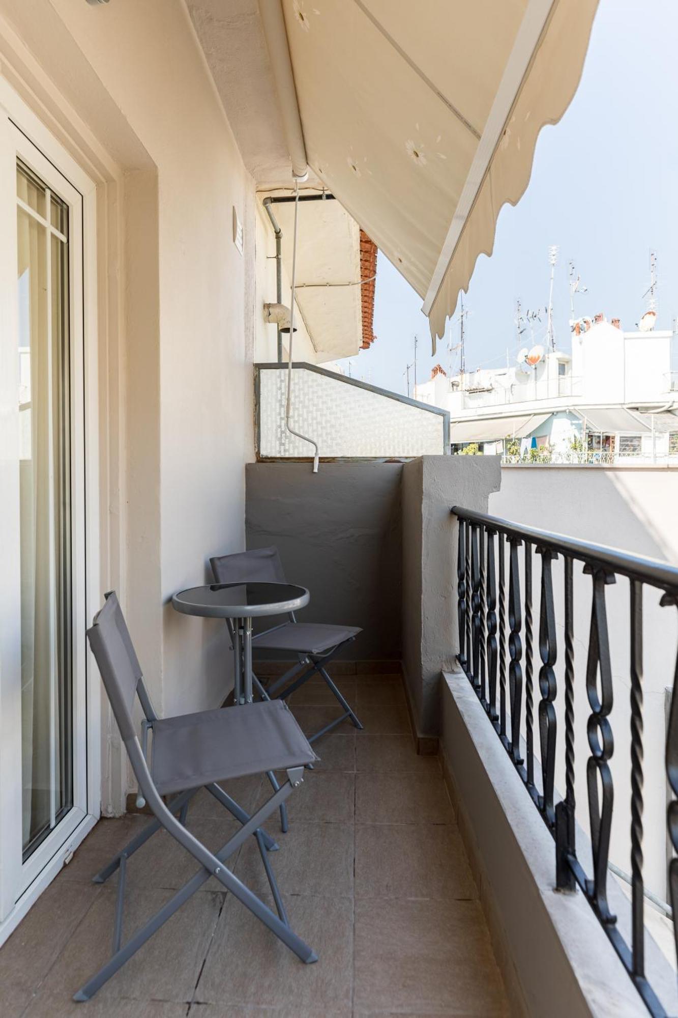 Camelia: Comfy Thessaloniki